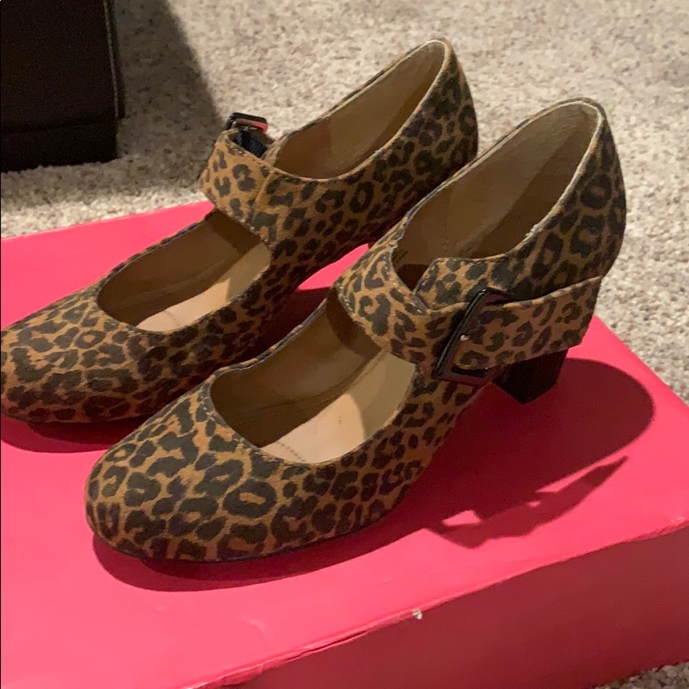 Leopard Print Shoes - Picture 2 of 2
